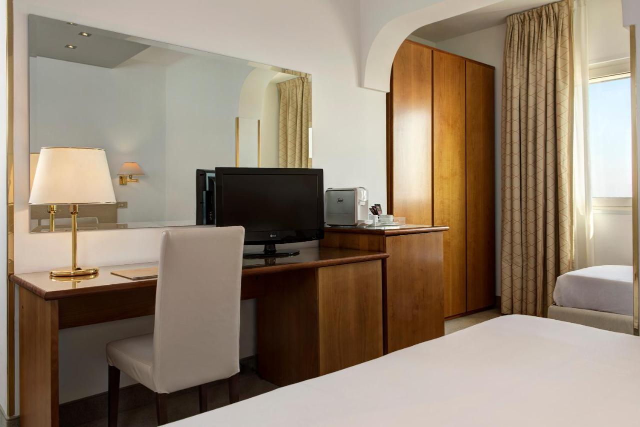 Park Hotel Brasilia Лідо-ді-Єзоло Екстер'єр фото