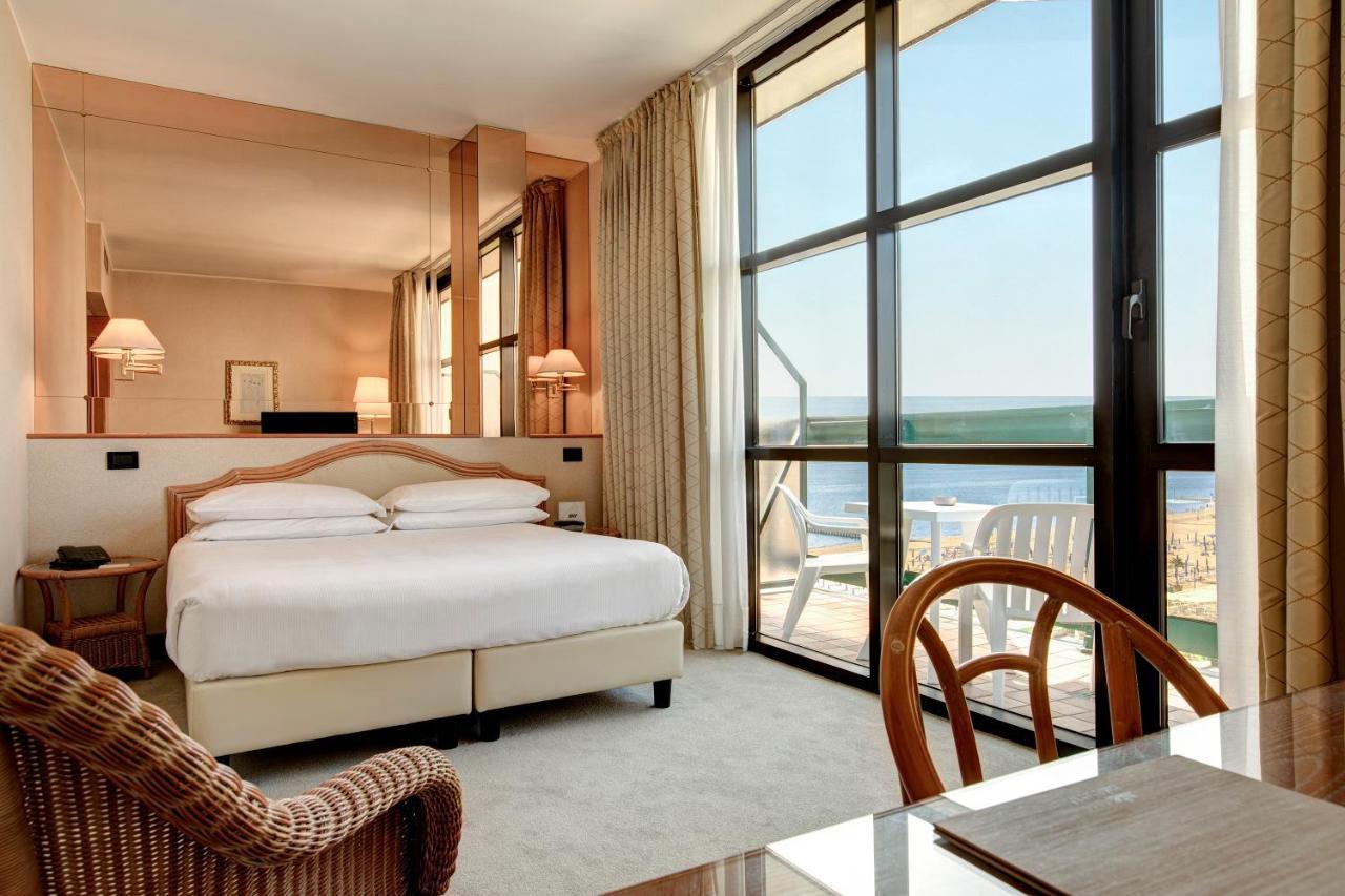 Park Hotel Brasilia Лідо-ді-Єзоло Екстер'єр фото